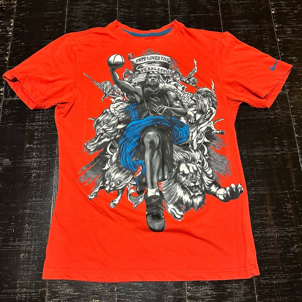 Nike LeBron “FATE LOVES THE FEARLESS” dri fit tee shirt men’s medium